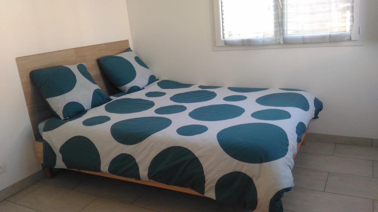 Studio Parking Gratuit Sur Place Claye Souilly المظهر الخارجي الصورة